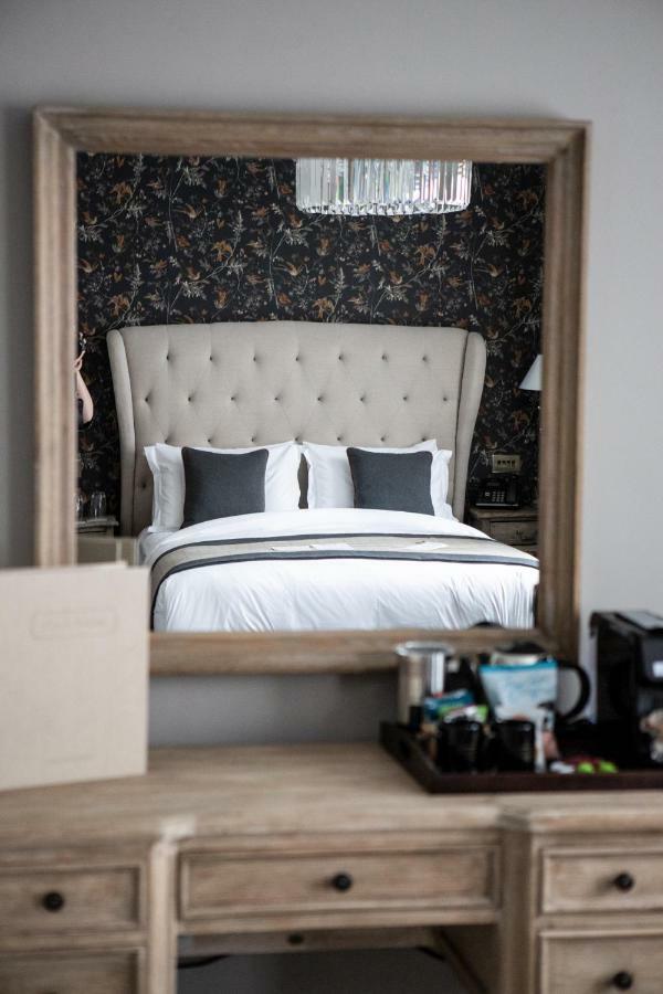 The Hayden Pub & Rooms Лондон Екстериор снимка